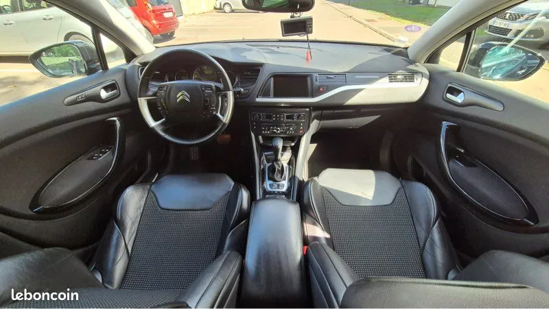Citroen C5 2012 photo 3
