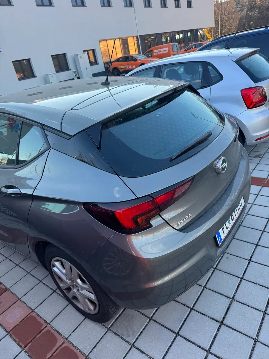 Opel Astra 2020 photo 3