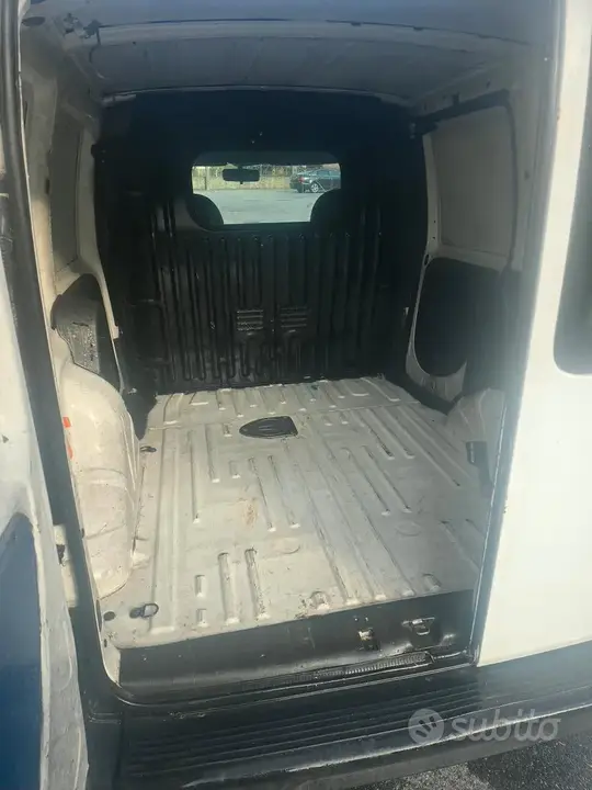 Fiat Doblo 2009 photo 4