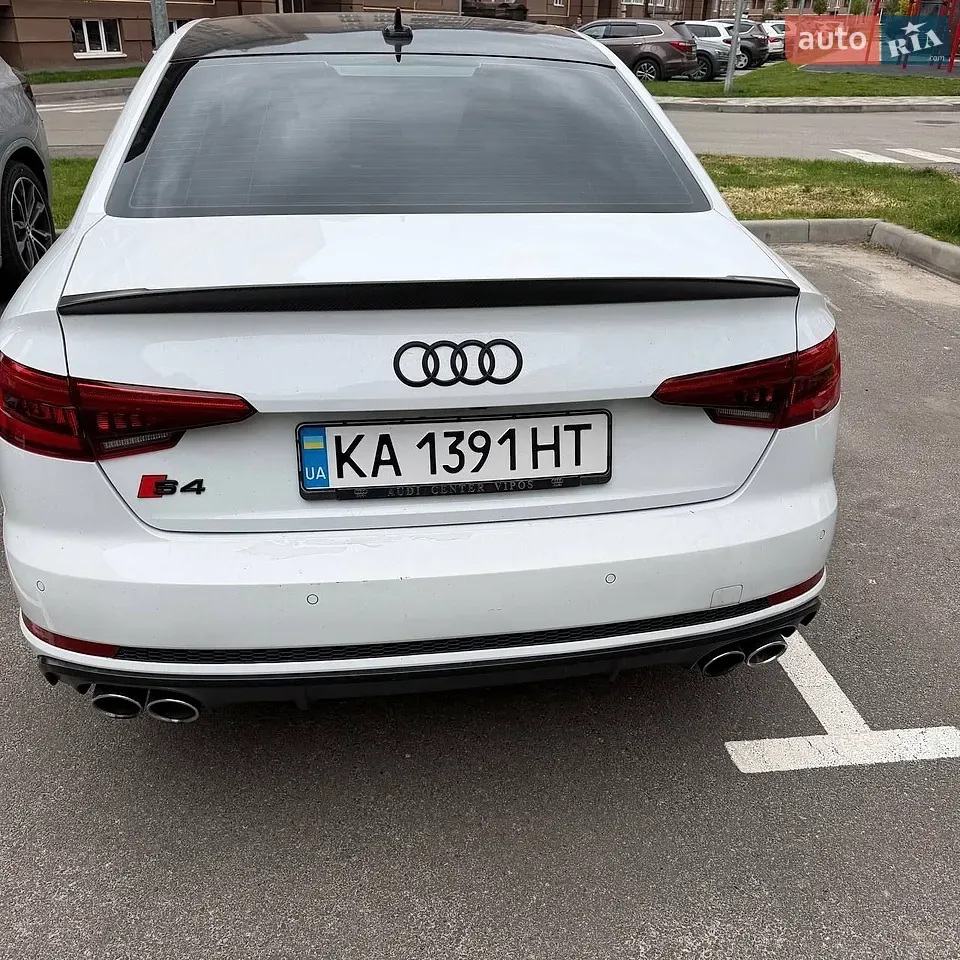 Audi S4 2017 photo 2