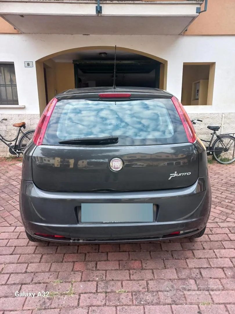 Fiat Punto 2009 photo 5