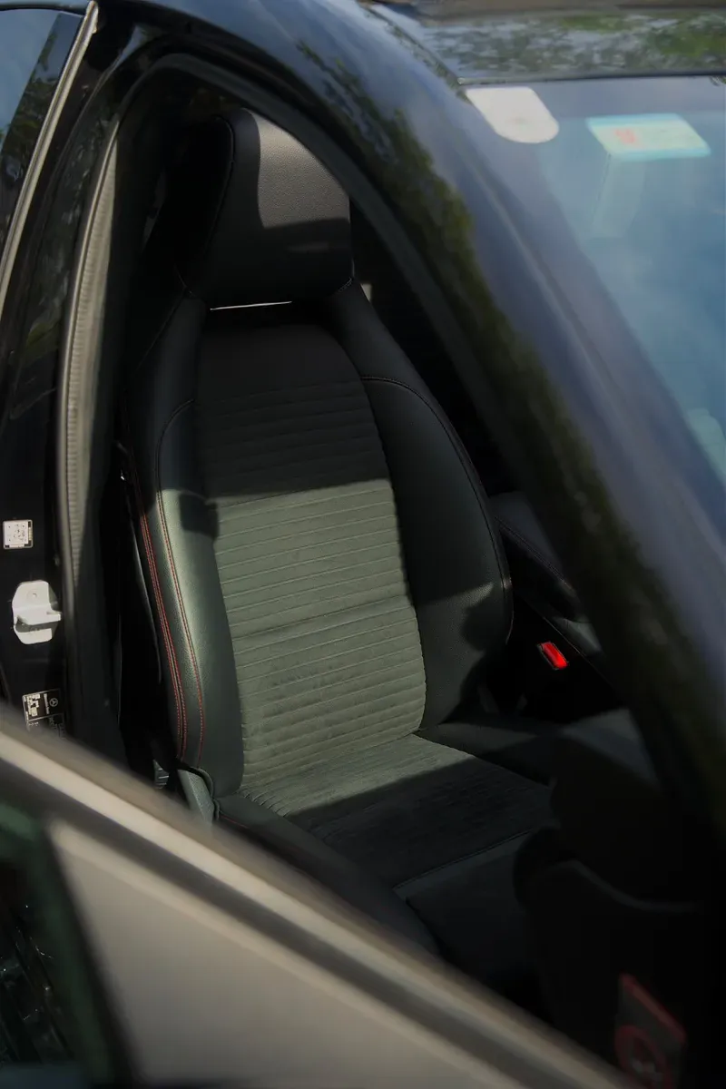 Mercedes-Benz A-Class 2017 photo 3