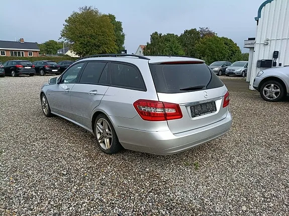 Mercedes-Benz E250 2009 photo 5