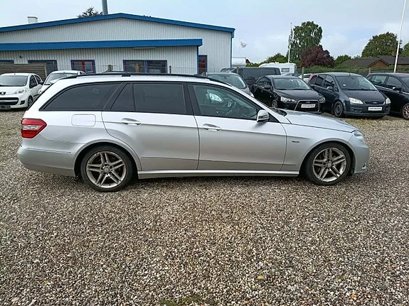 Mercedes-Benz E250 2009 photo 3
