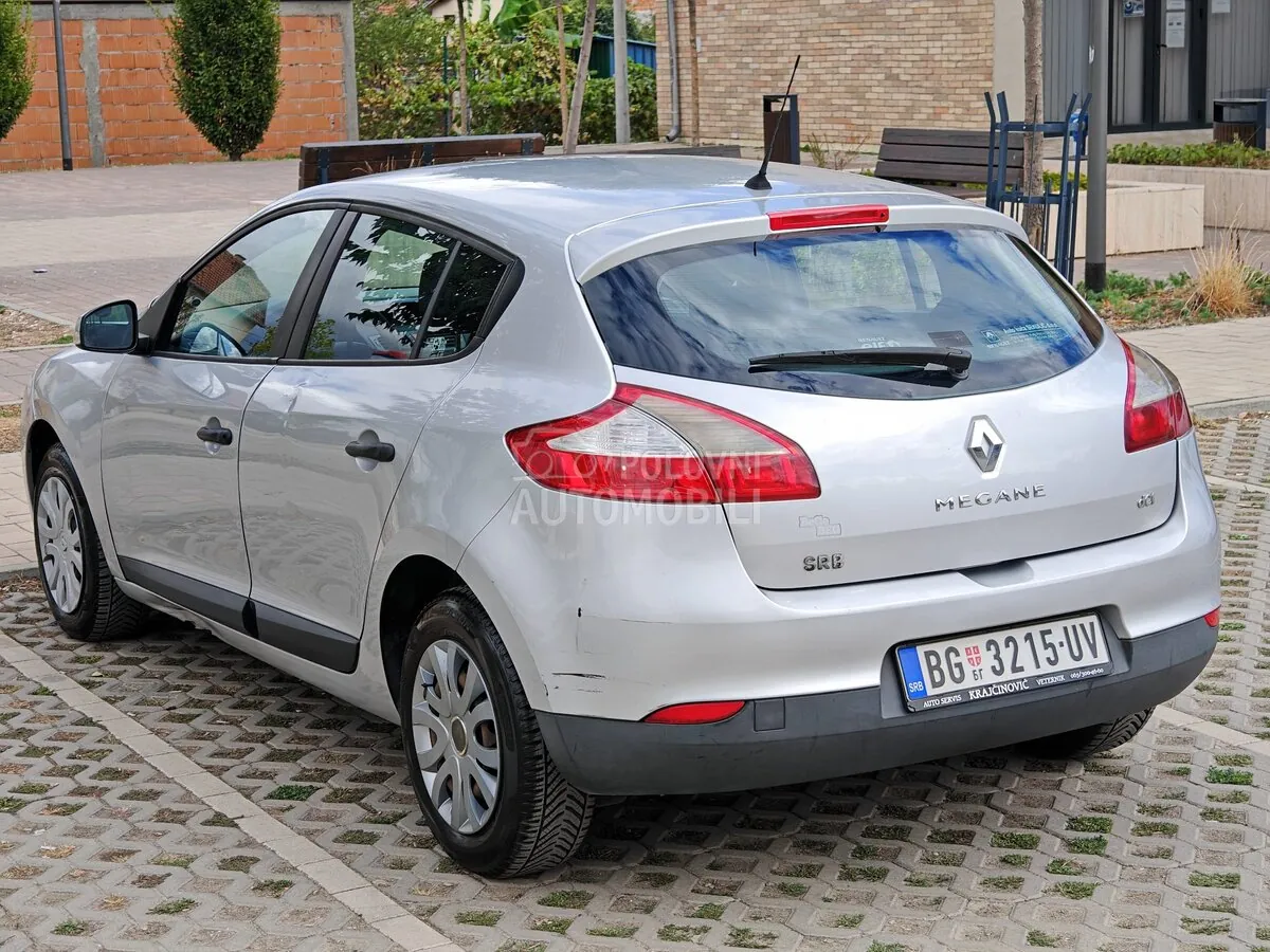 Renault Megane 2010 photo 4