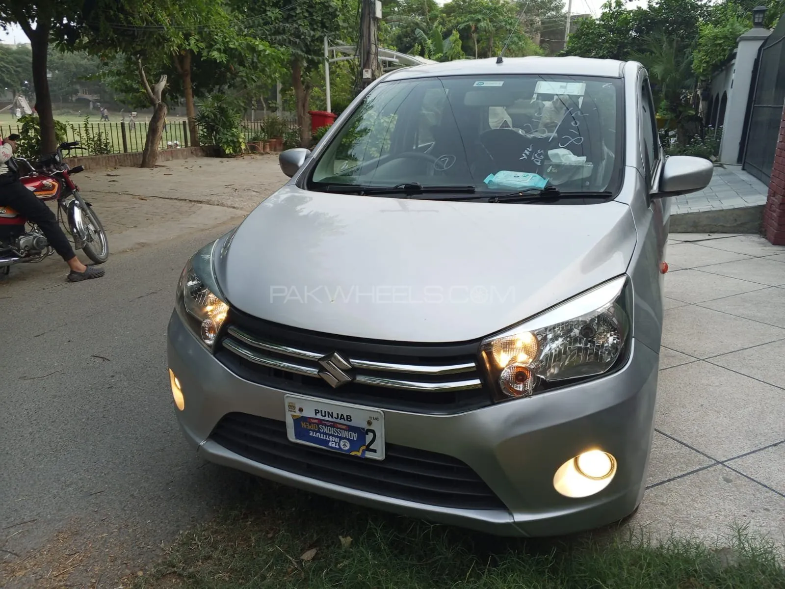 Suzuki Cultus
