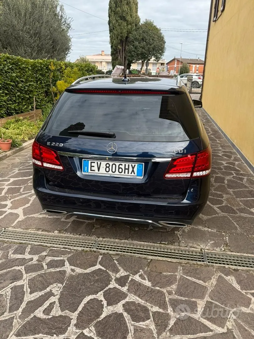 Mercedes-Benz E-Class 2014 photo 4