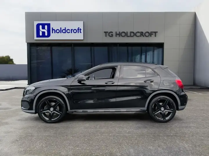 Mercedes-Benz Gla 2016 photo 2