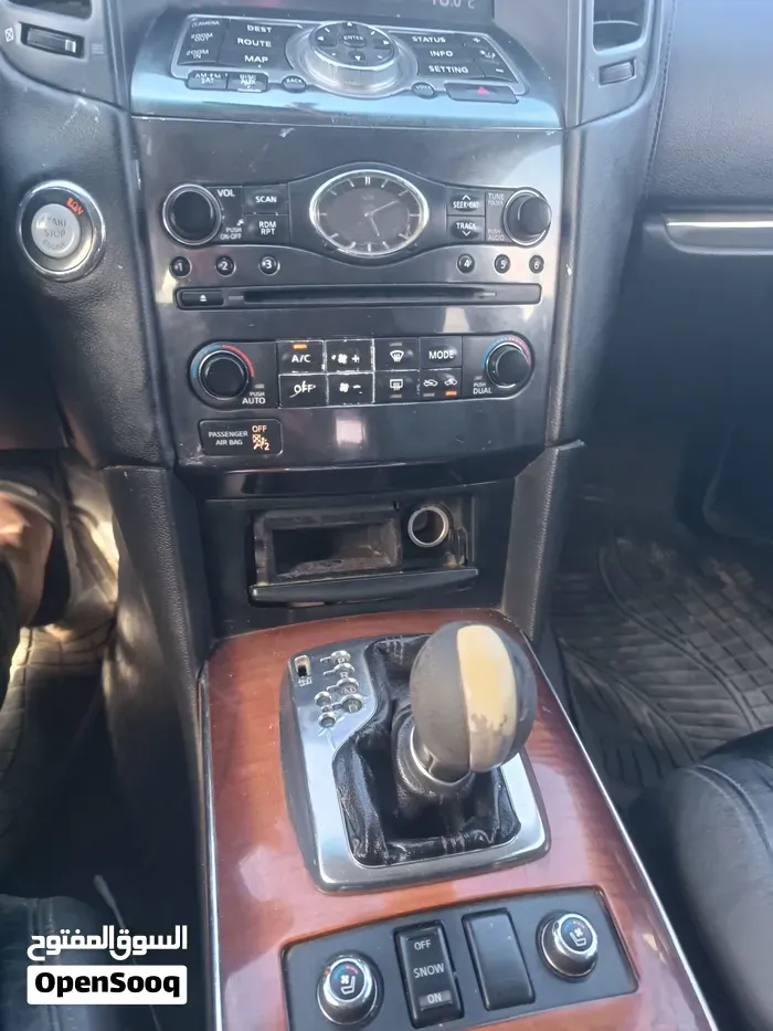 Infiniti Fx35 2011 photo 3