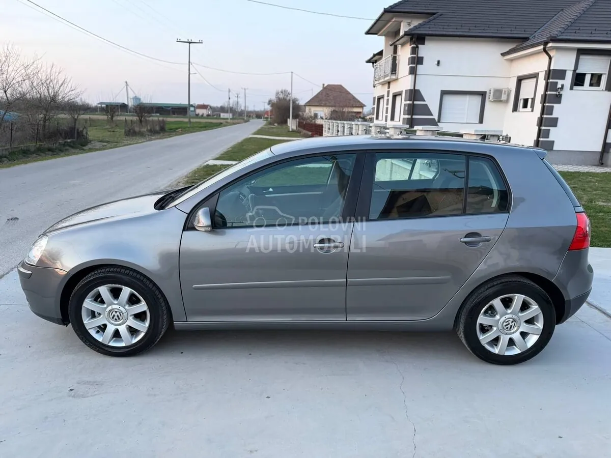 Volkswagen Golf 5 2006 photo 3