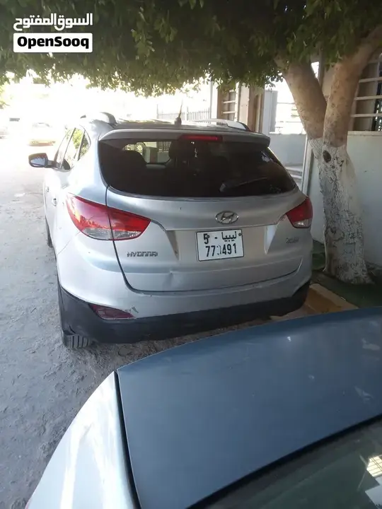 Hyundai Tucson 2012 photo 2