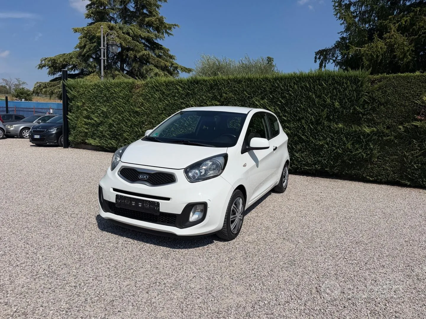 Kia Picanto 2013 photo 2