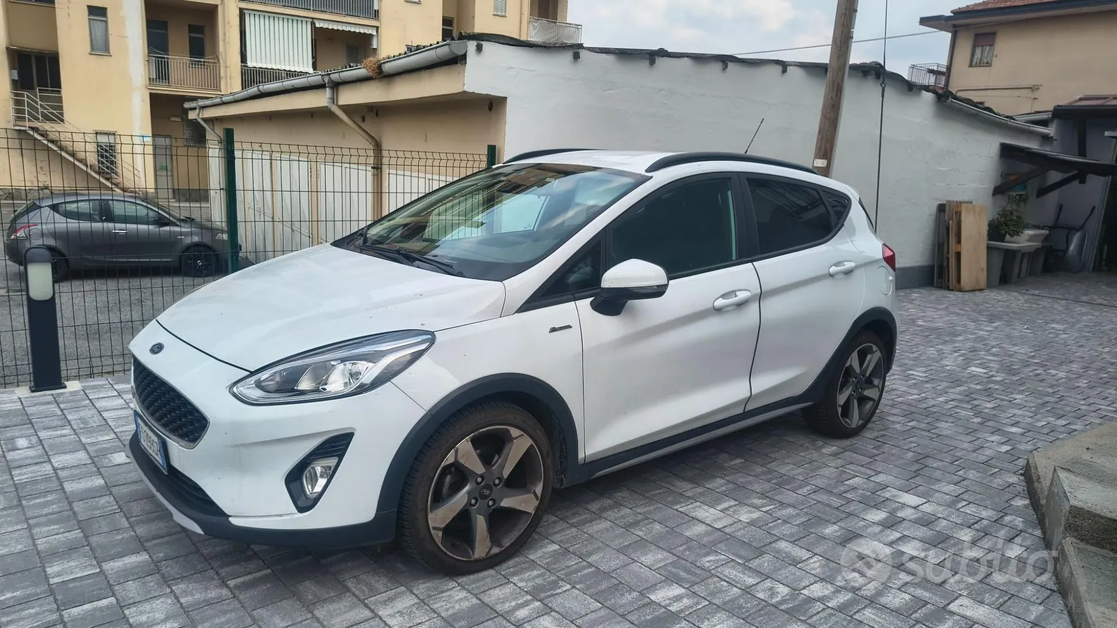 Ford Fiesta 2018 photo 2