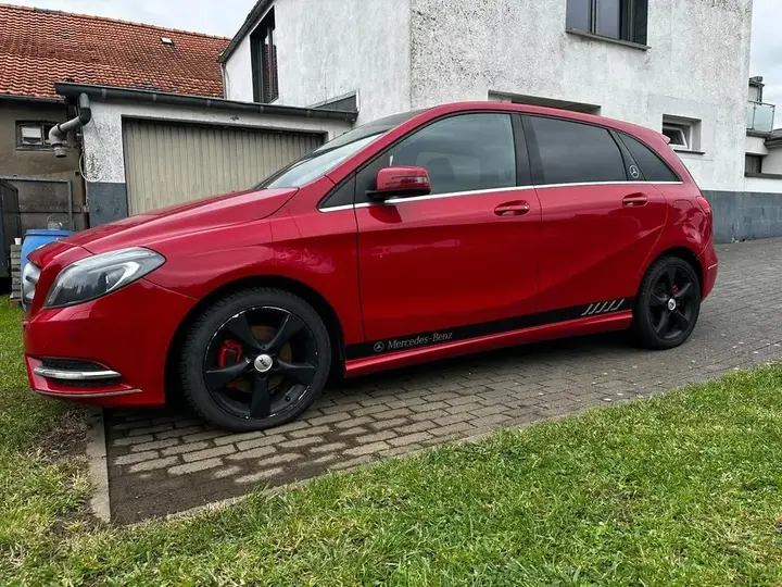 Mercedes-Benz B