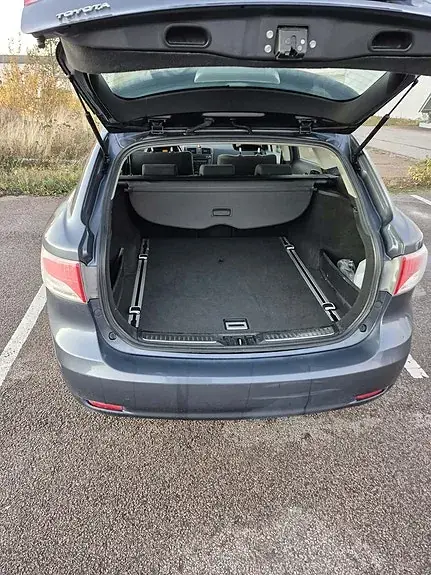 Toyota Avensis 2009 photo 4