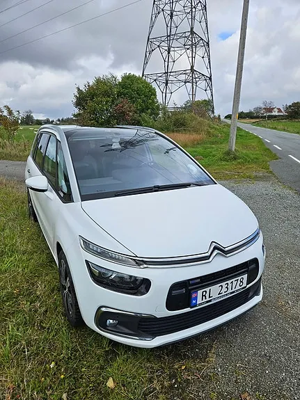 Citroen Grand C4 Picasso 2017 photo 2