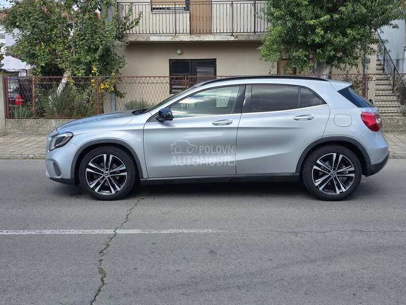 Mercedes-Benz Gla 2017 photo 4