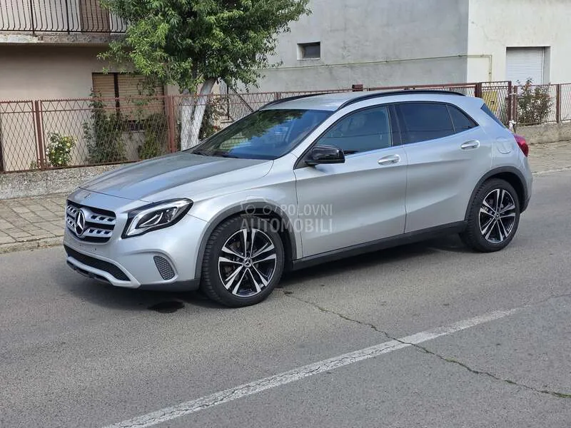 Mercedes-Benz Gla 2017 photo 3