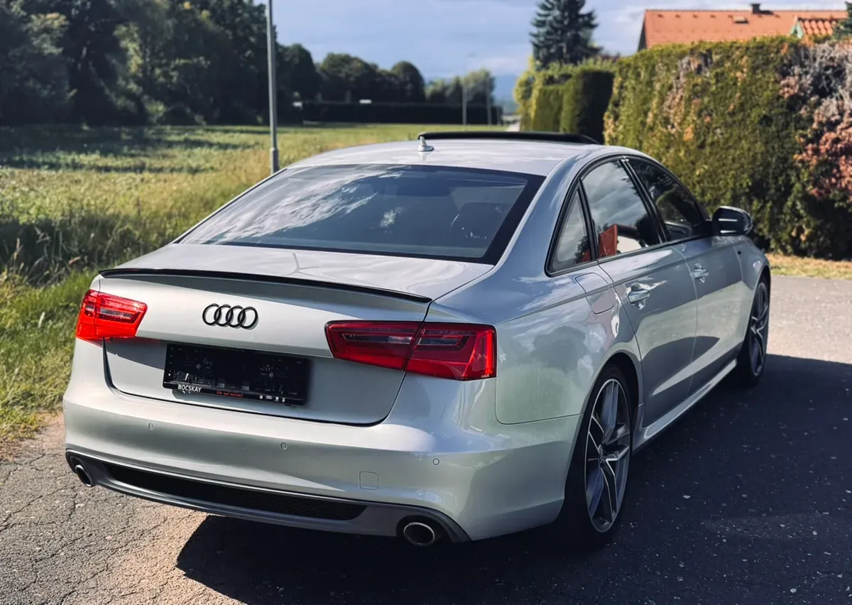 Audi A6 2012 photo 2
