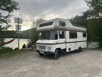 Mercedes-Benz 407D