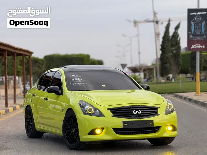Infiniti G35 2010 photo 2