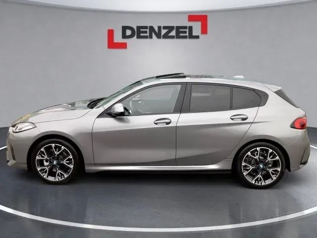 BMW 1 Series 2026 photo 2