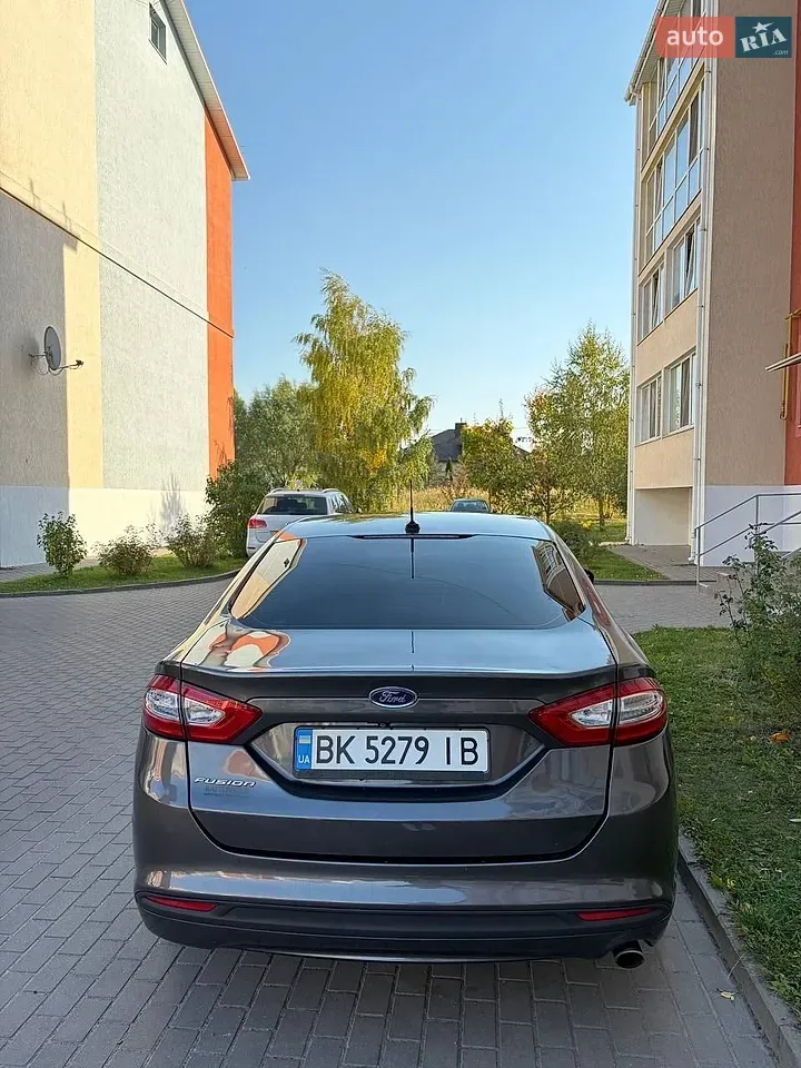 Ford Fusion 2015 photo 3