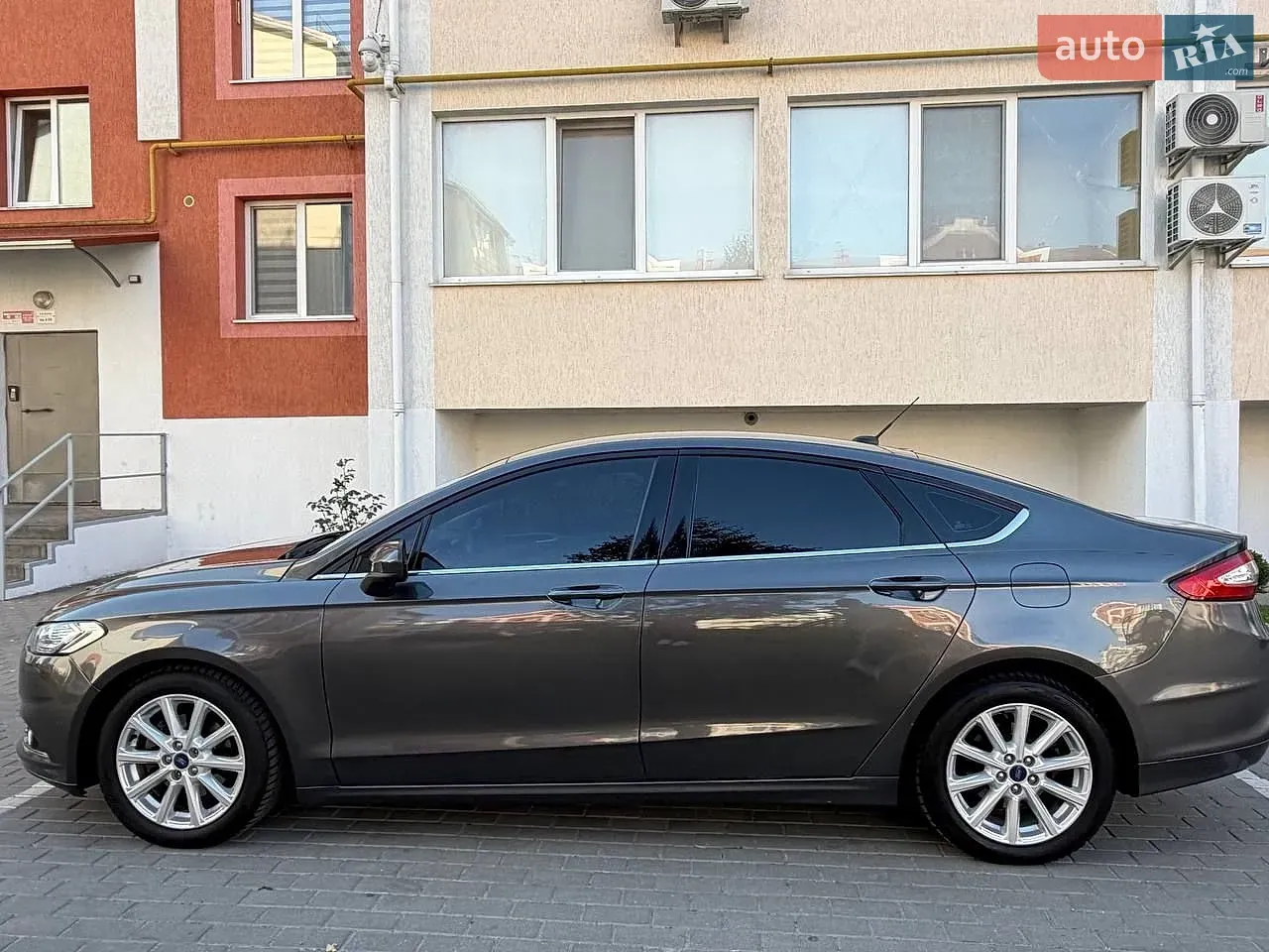 Ford Fusion 2015 photo 4
