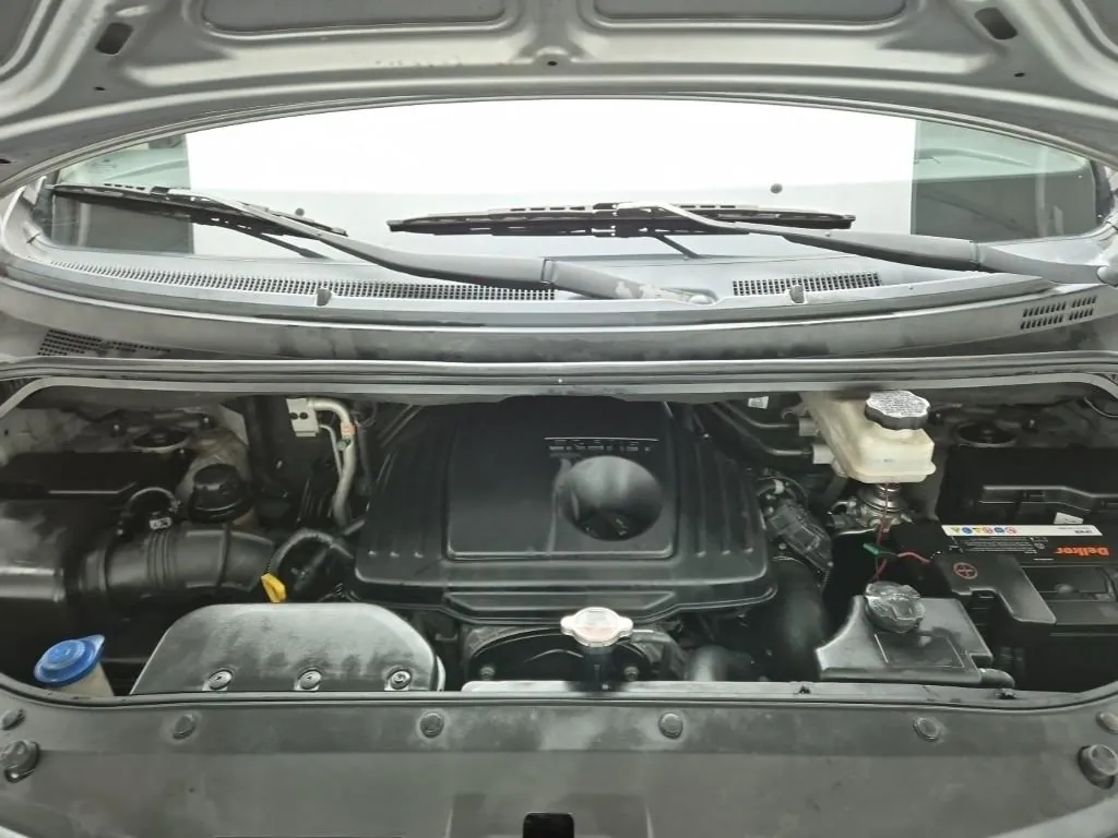 Hyundai Grand Starex 2015 photo 5