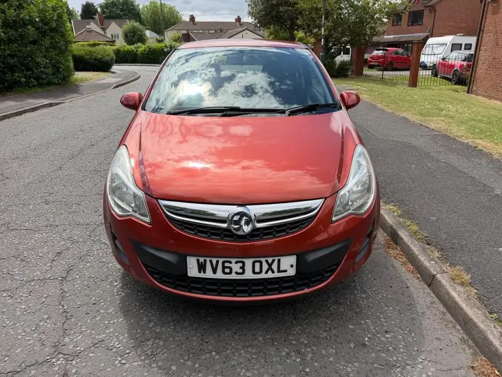Vauxhall Corsa 2013 photo 2