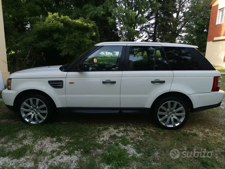 Land Rover Range Rover Sport 2009 photo 2