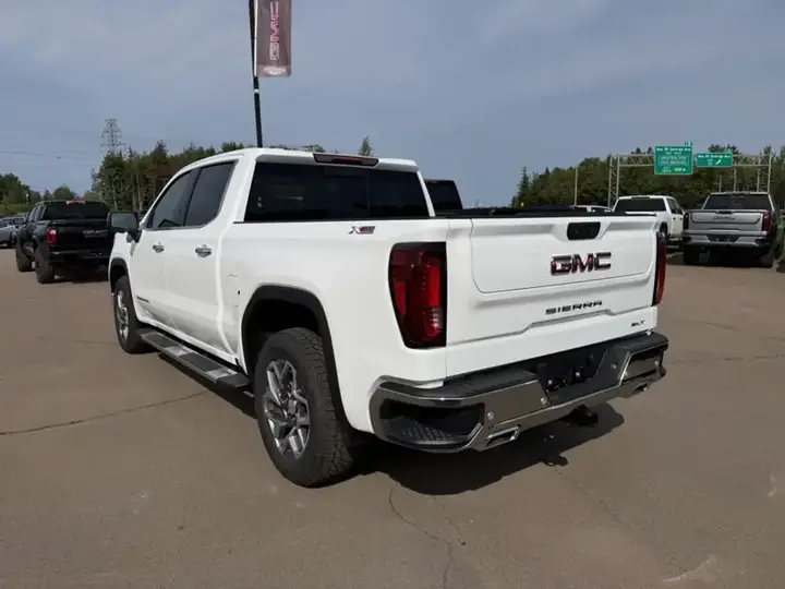 GMC Sierra 1500 2026 photo 4
