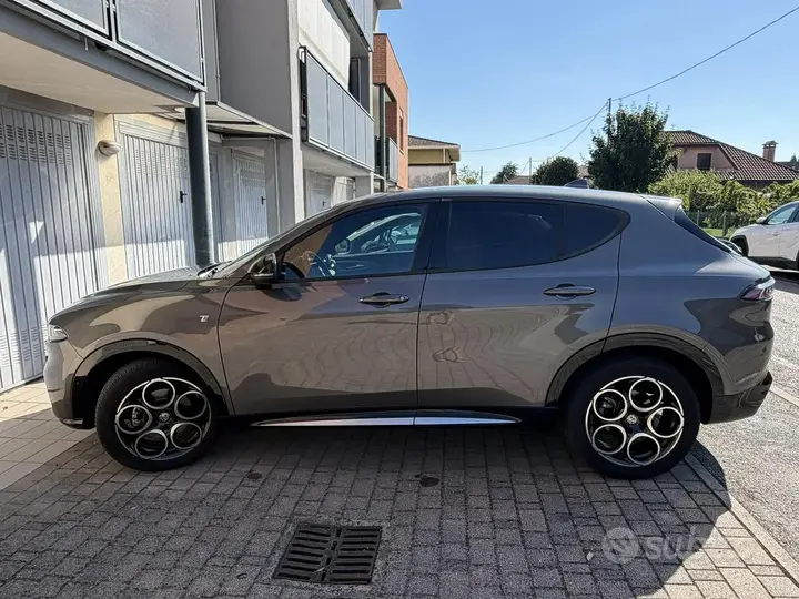 Alfa Romeo Tonale 2023 photo 4