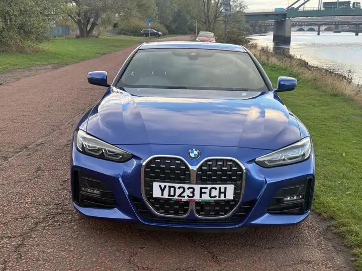 BMW 4 Series 2023 photo 2