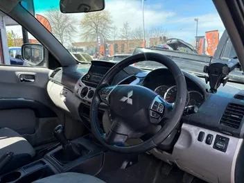 Mitsubishi Triton 2014 photo 4
