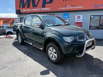 Mitsubishi Triton 2014 photo 3