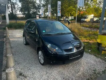 Mitsubishi Colt 2009 photo 2