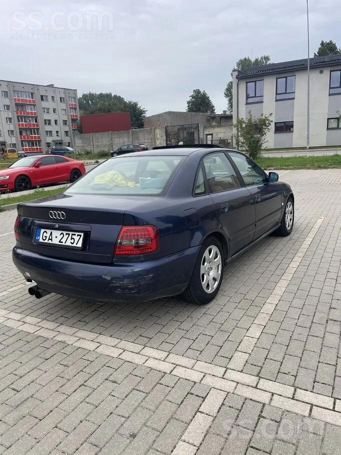 Audi A4 1996 photo 3