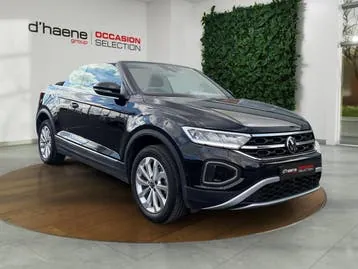 Volkswagen T-Roc 2023 photo 3
