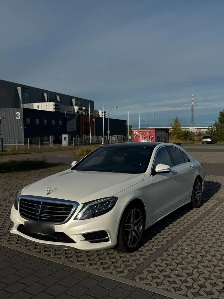 Mercedes-Benz S400