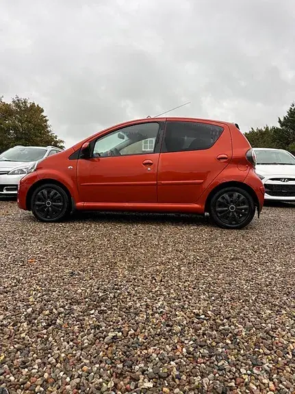 Toyota Aygo 2013 photo 3