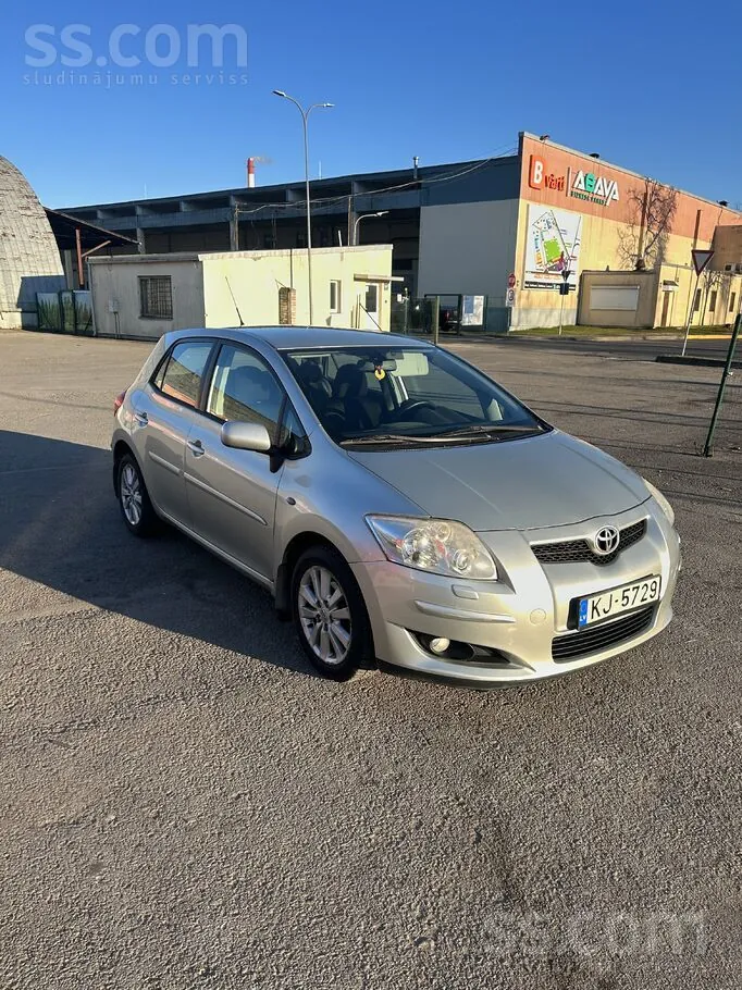 Toyota Auris 2007 photo 3