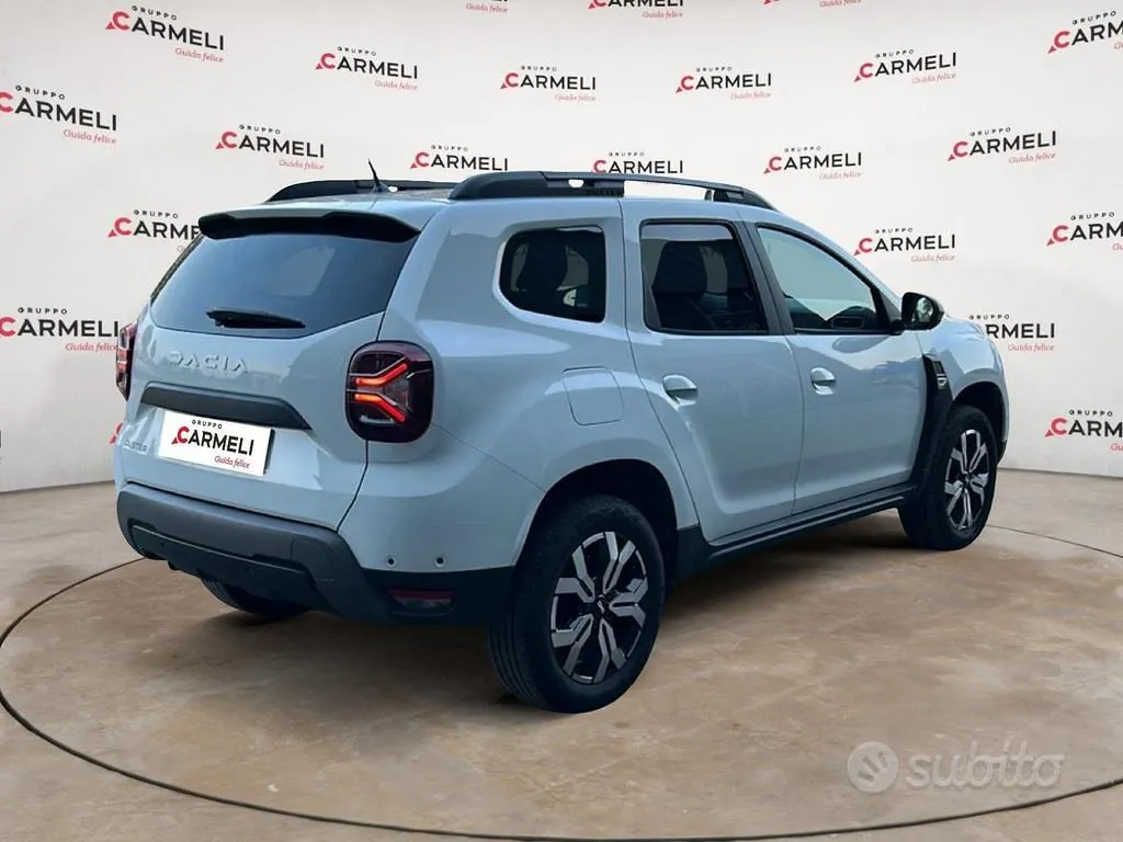 Dacia Duster 2023 photo 4