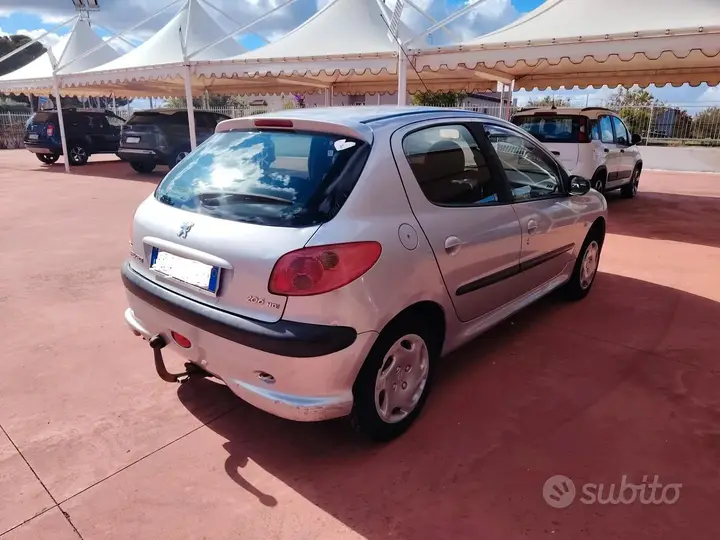 Peugeot 206 2003 photo 5
