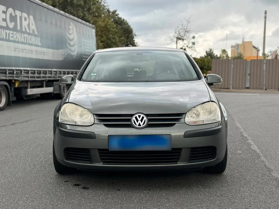 Volkswagen Golf V