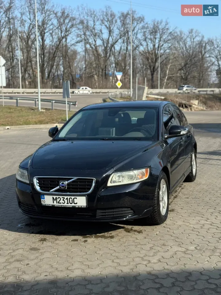 Volvo S40 2009 photo 2