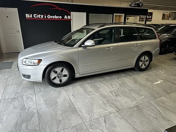 Volvo V50 2011 photo 3