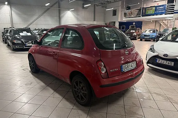 Nissan Micra 2004 photo 5