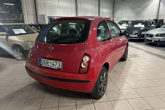 Nissan Micra 2004 photo 4