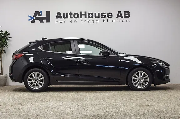 Mazda 3 2018 photo 3